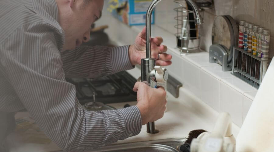 Professional emergency plumbing in Lovington, IL